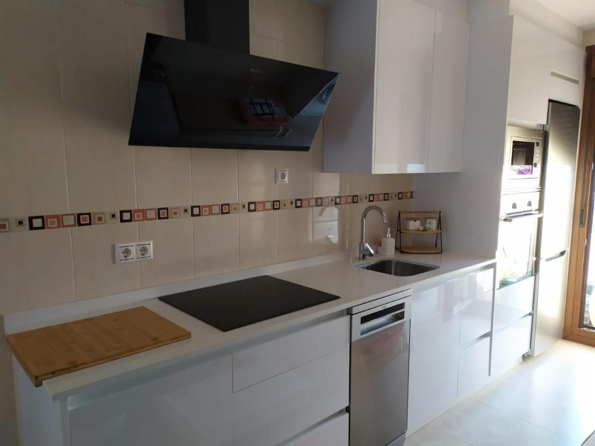 Atico A 3 Km De Sanxenxo Con Piscina Y Garaje Apartment Luaran gambar